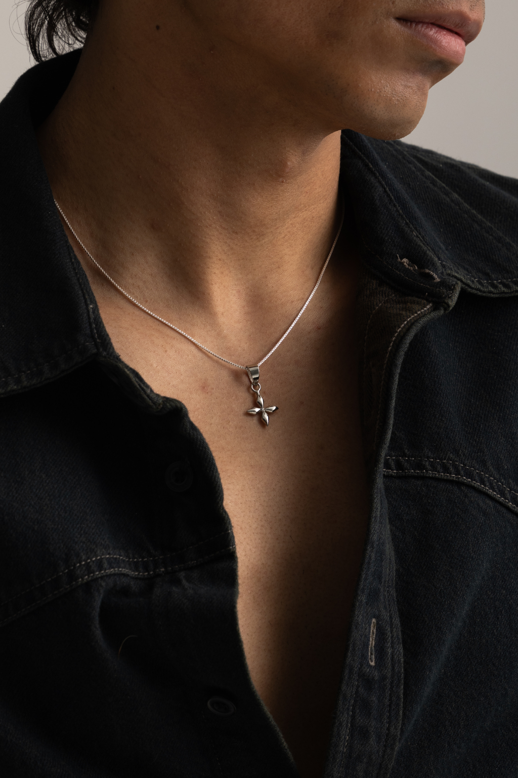 Manhole Pendant
